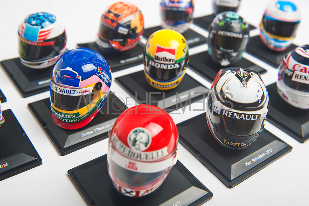 10 (Ten) Mini 1:5 Scale Replica Helmet – Art of Helmets